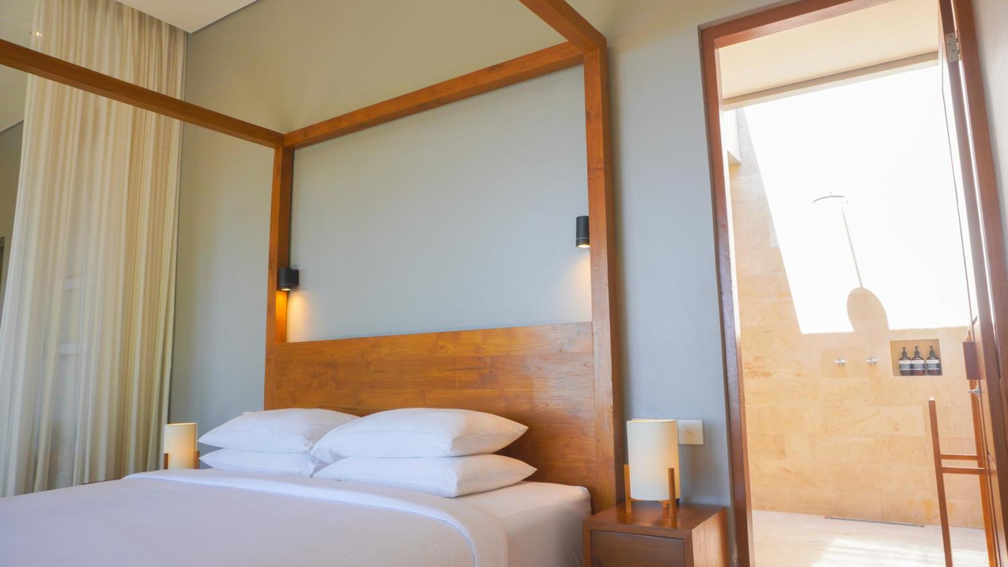 Sanglung Villas & Suites Kubutambahan  Rum bild